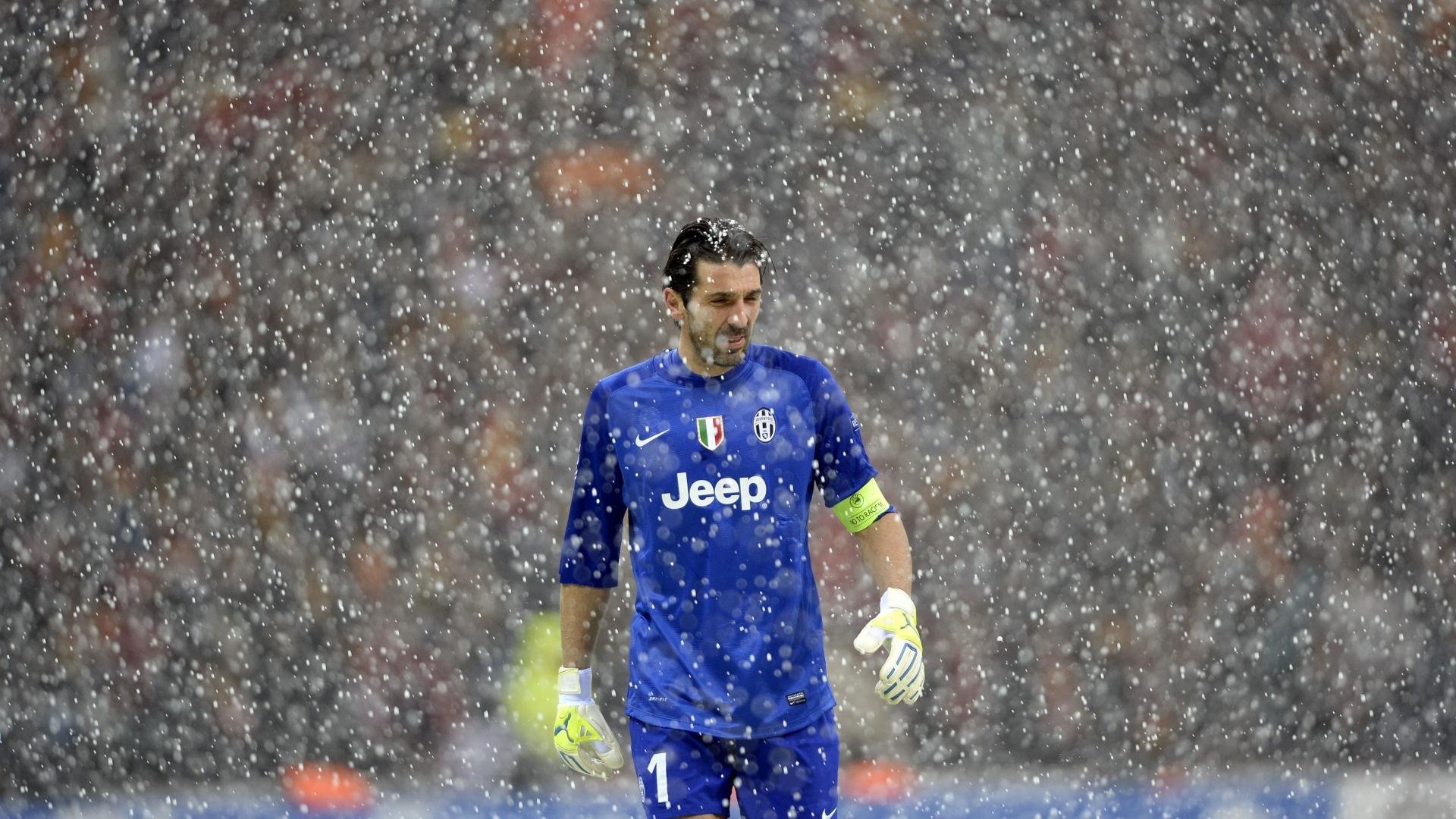 新手也能学:车手的实用驾驶技巧指南,驾驶员新手教程