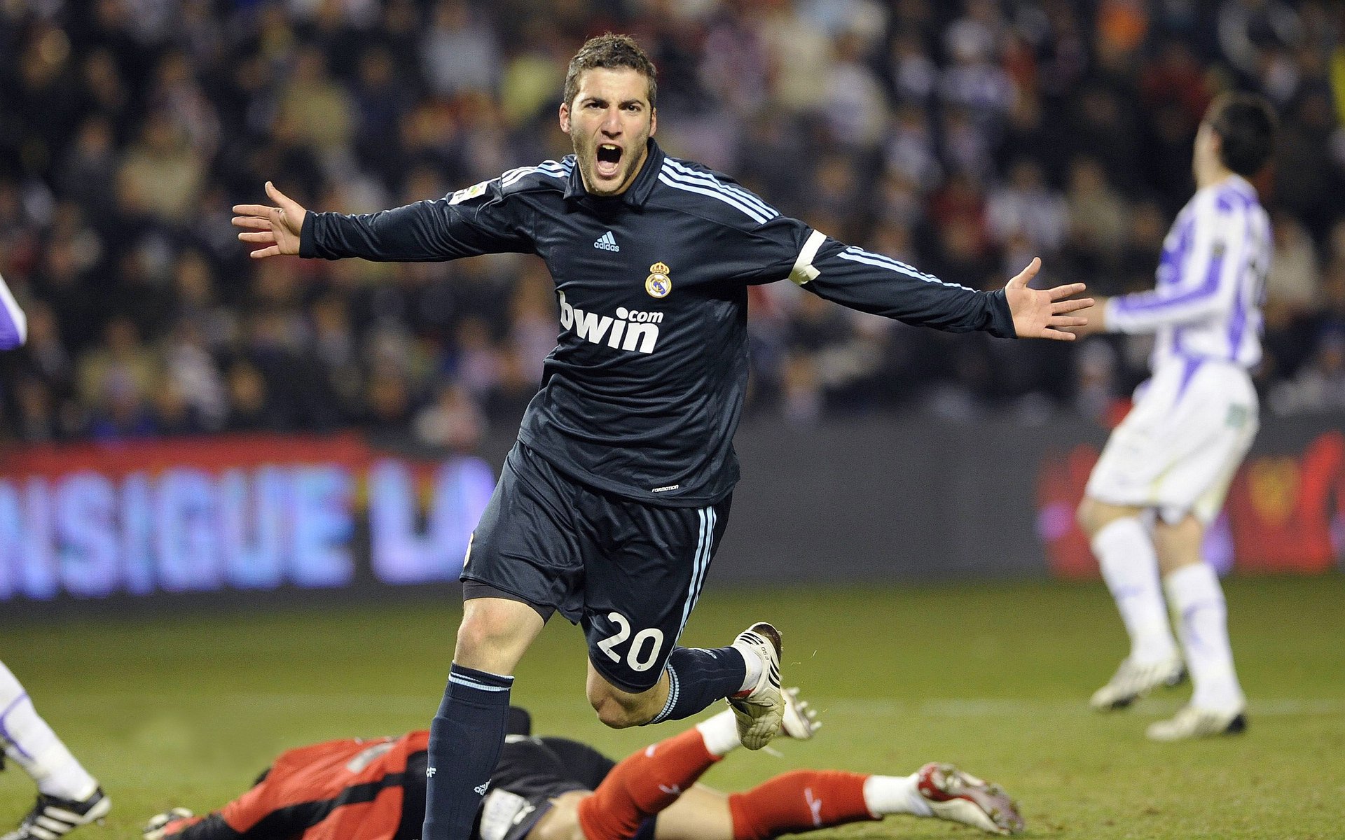 开云kaiyun-吉达联合主帅谈战术革新，吉达f1